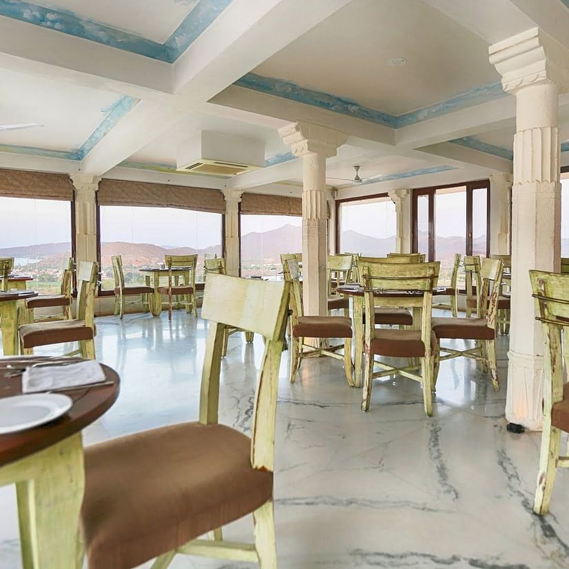 Baradari Indoor Restaurant - Copy