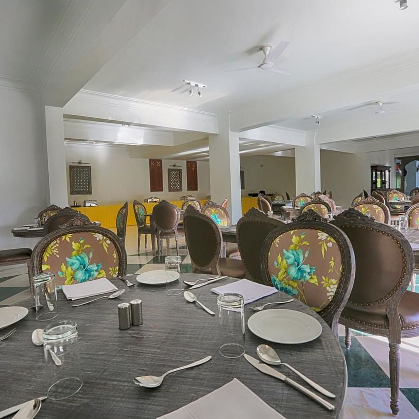 14 - Restaurant