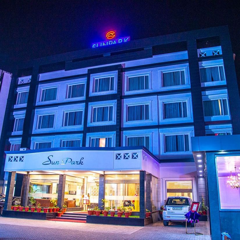Sun Park Hotels  Sun Park Hotel Banquet Chandigarh - Zirakpur facade