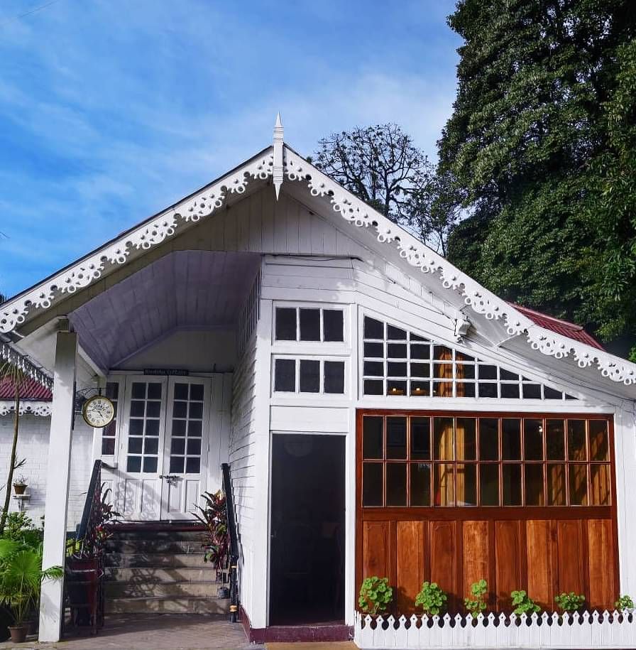 Facade at Summit Swiss Heritage Hotel Darjeeling 17 o7p1ya rxbqod