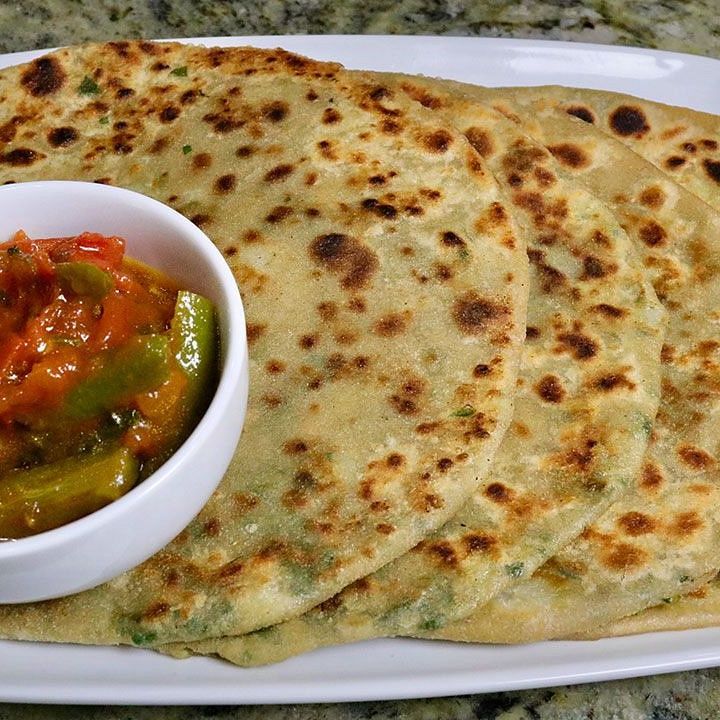 aloo palak paratha