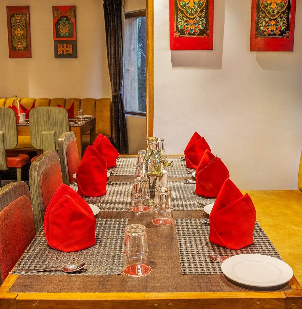 DINING 3