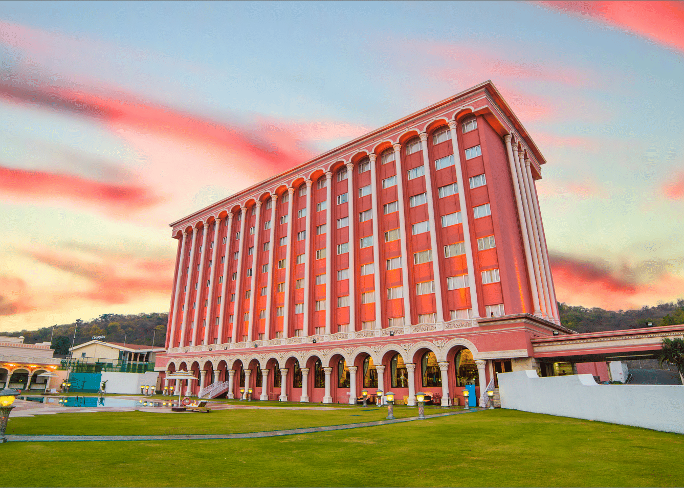 Best 4 star hotel in hyderabad - Sitara luxury hotel Ramoji film city