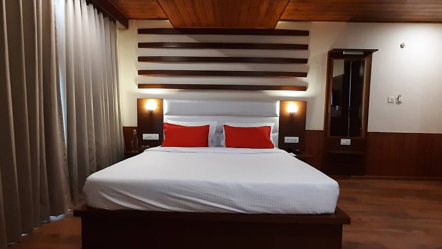 Front shot of deluxe room at Mastiff Hotel in Manali