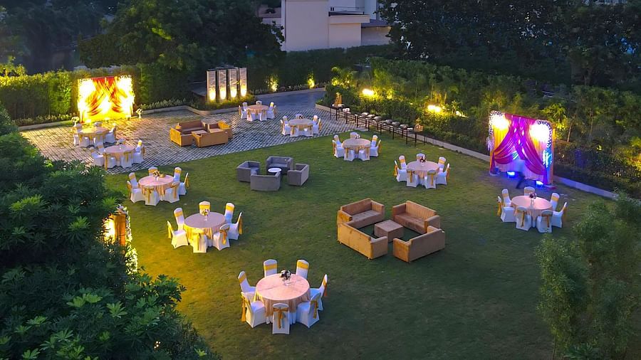 A lawn area decorated for wedding - Royale Sarovar Portico, Agra