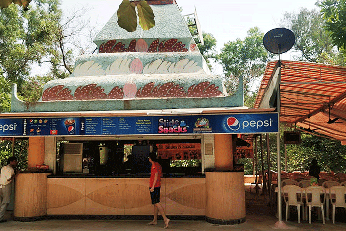 Water Kingdom - SlideNsnacks counter at our water park