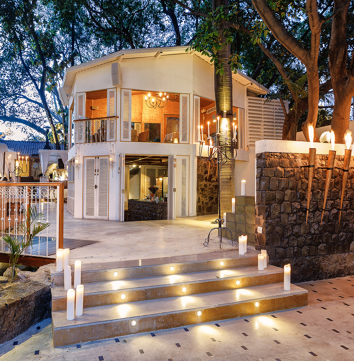image of the sevilla Spanish and Mediterranean cuisine restaurant - The Claridges New Delhi