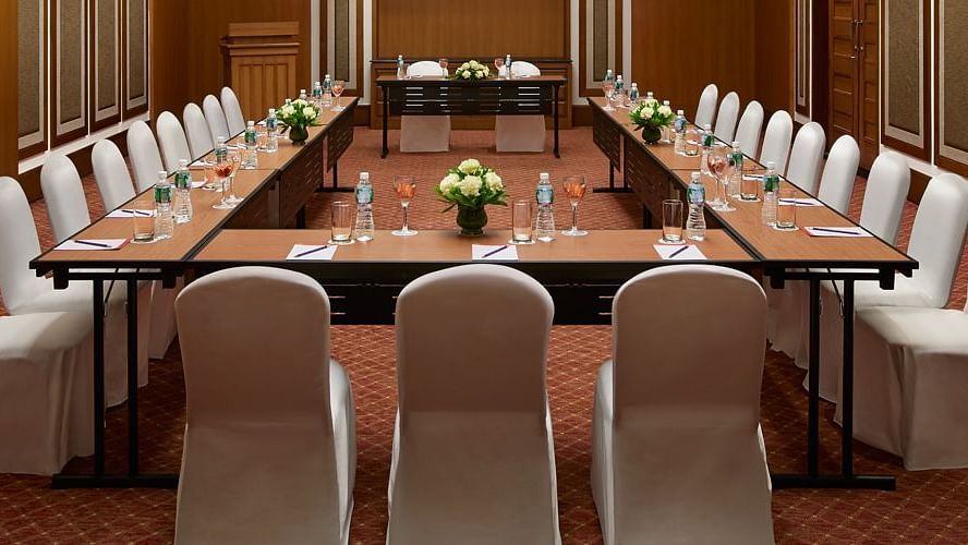 rectangle seating arrangements inside a meeting hall at Caravela Beach Resort