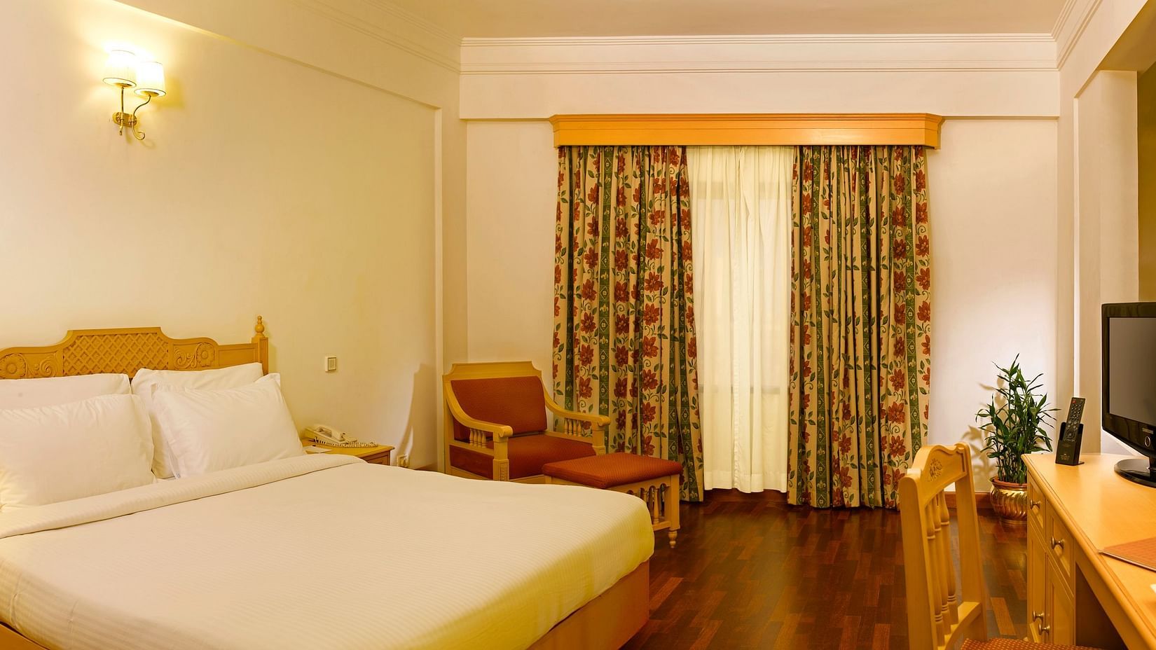 Atrium  SUITE 1, Hotel in MG Road