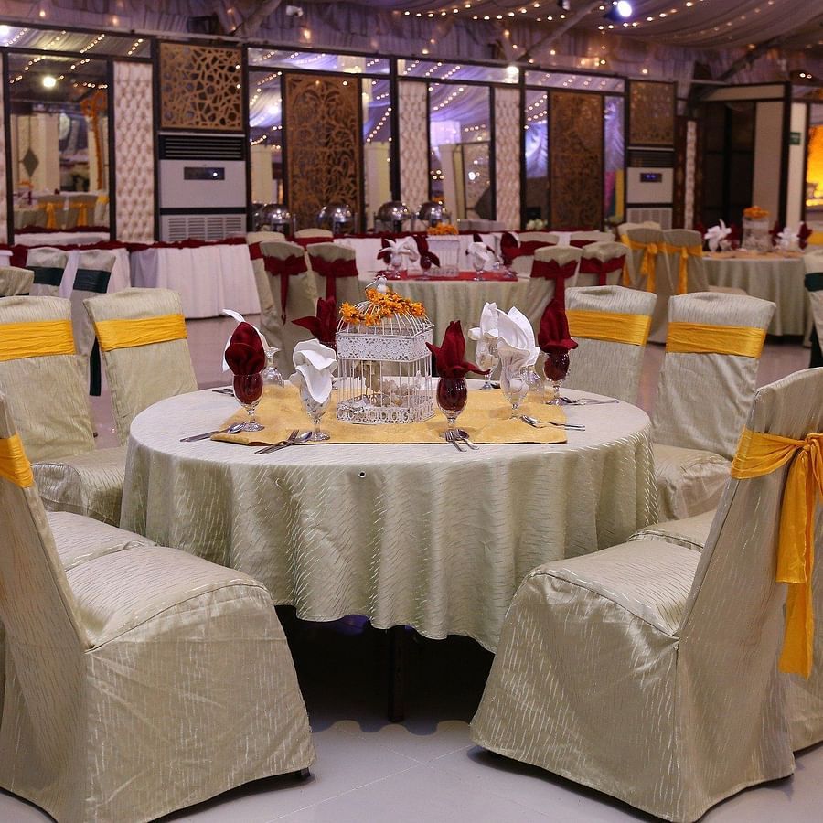 alt-text banquet-hall-5120991 1920