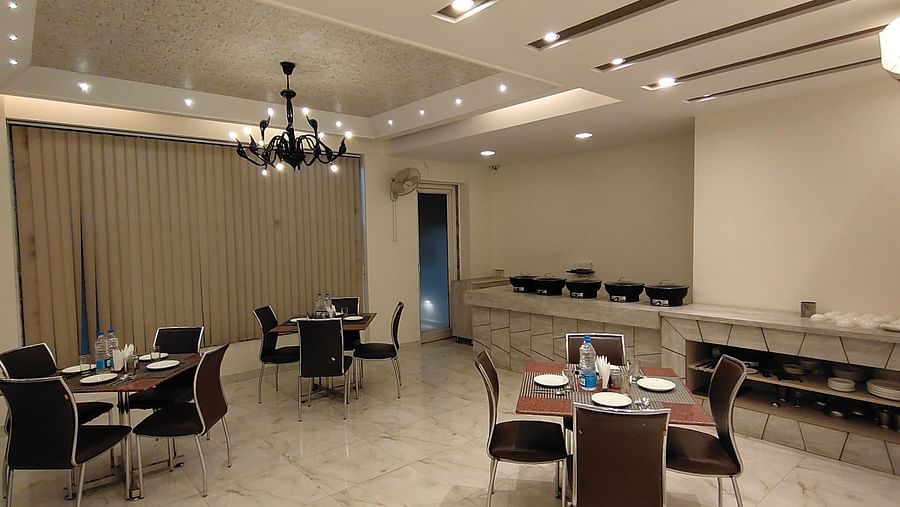 Aesthetically designed restaurant at Asian Suites 70P, one of the best hotels in Gurgaon