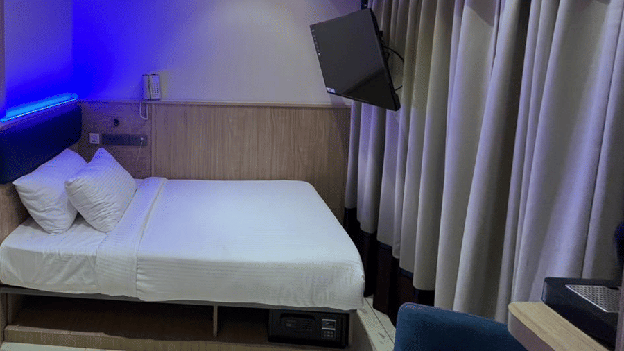 Cozy Single Room (4)