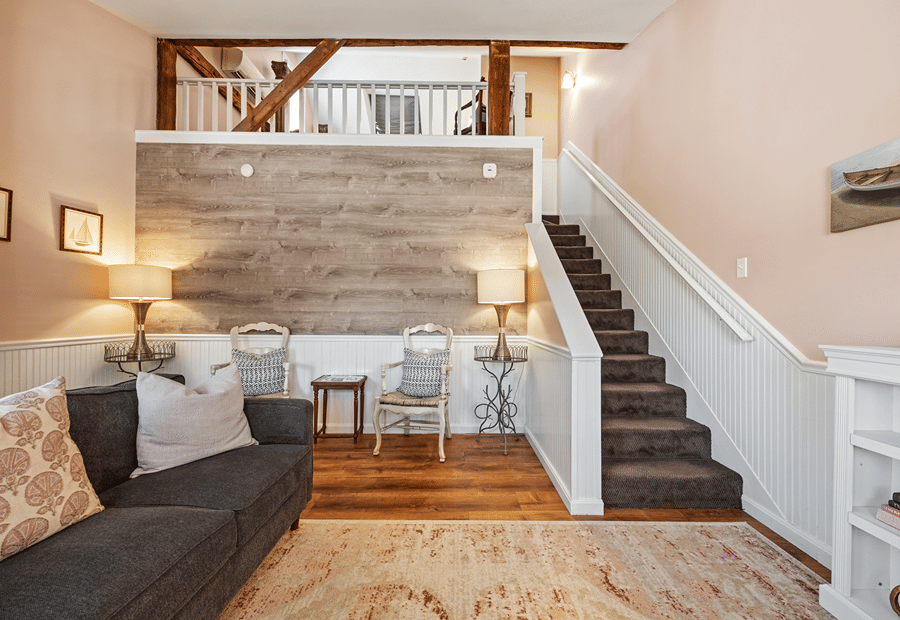 Hartstone Inn — gallery preview 3