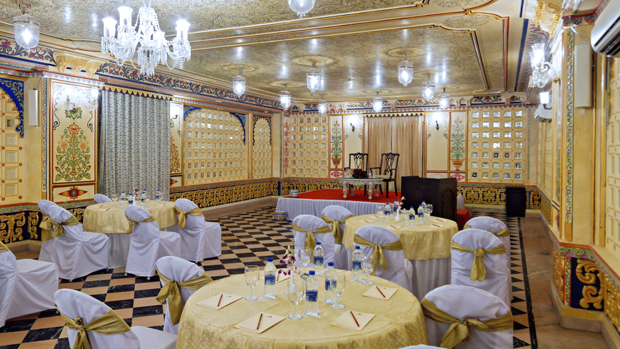 Conference Hall cluster style Mantrana - Chunda Palace, Udaipur