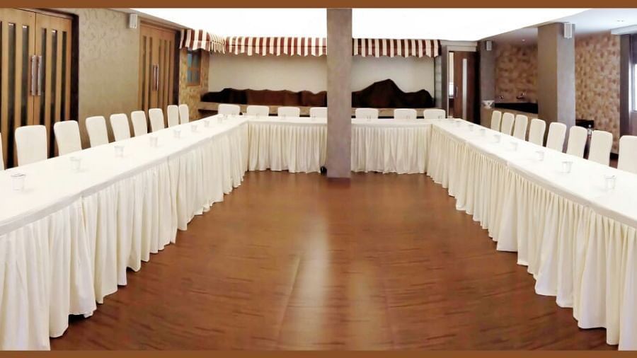 Banquet at Hotel Maharana Inn 8