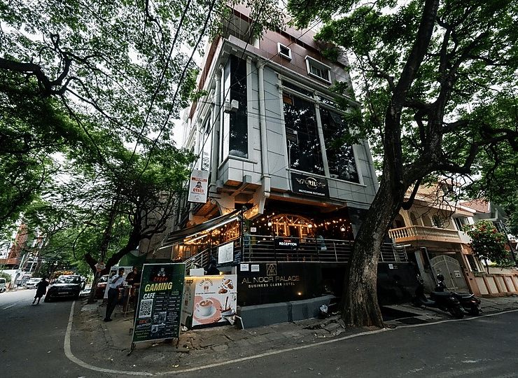 SES-Elegance-exterior-3