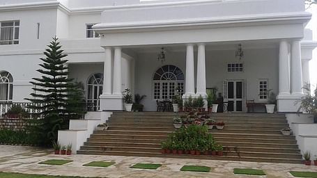 A facade image of Atlas Abu