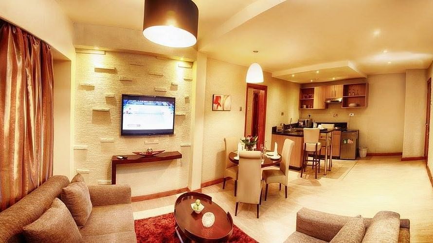 Suite sitting room