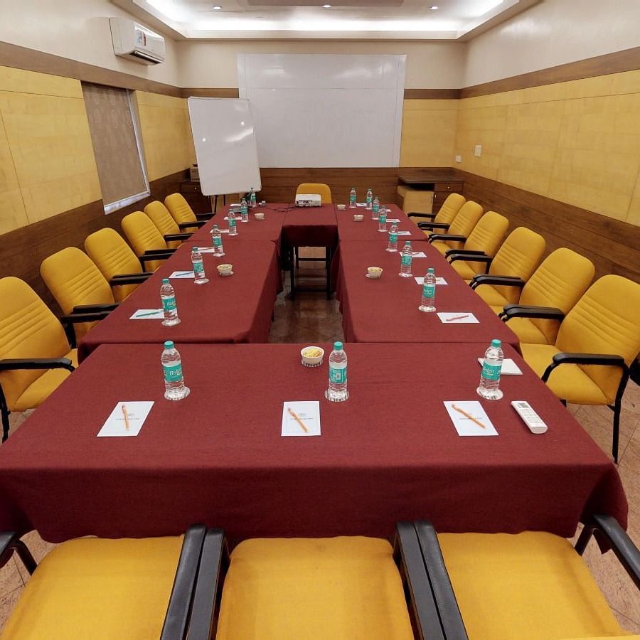 A meeting room at Hotel Pai Viceroy Jayanagar with u-shape setup
