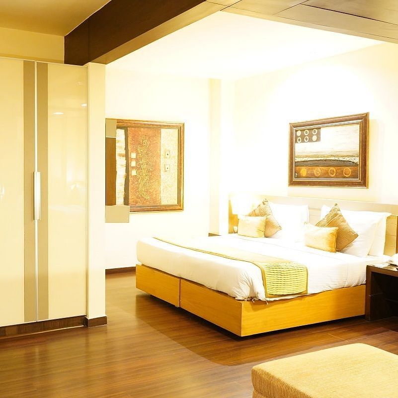 Club Premium Room featuring a bed at Shervani Nehru Place, New Delhi