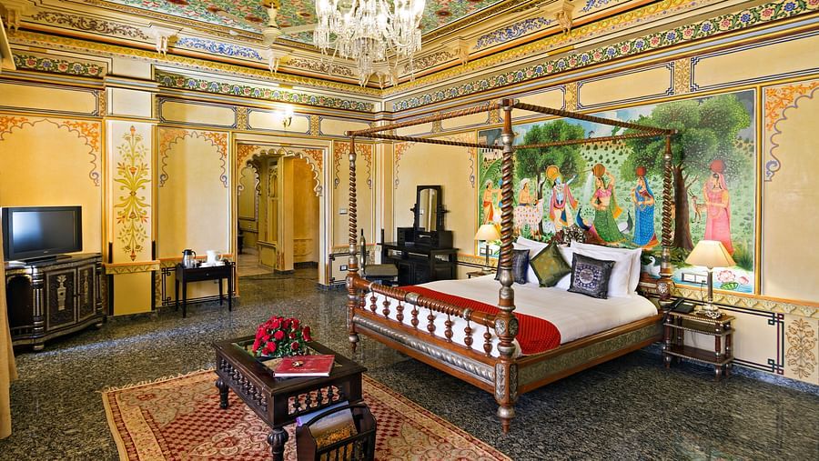 Historical Suite 4