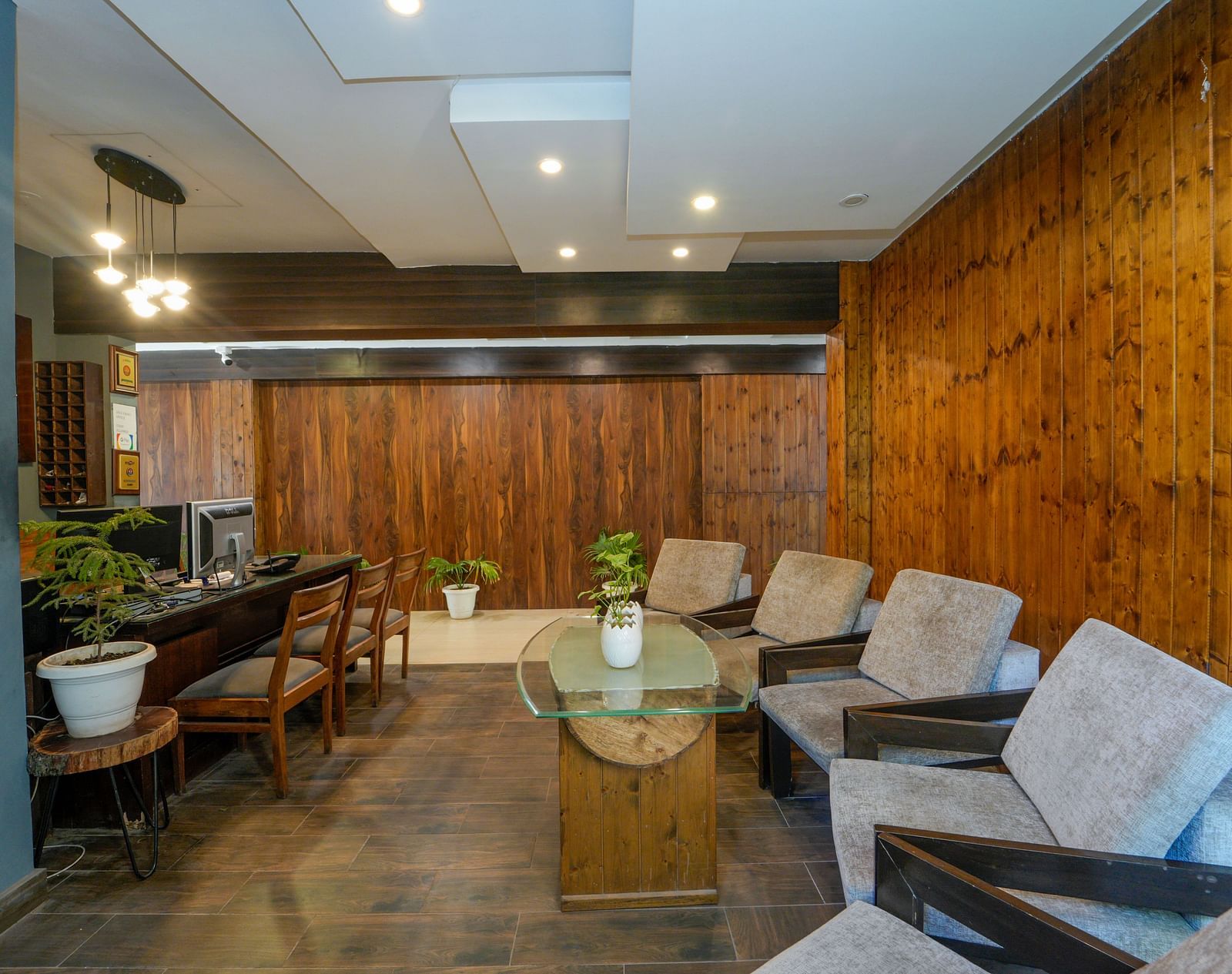 Reception (9)