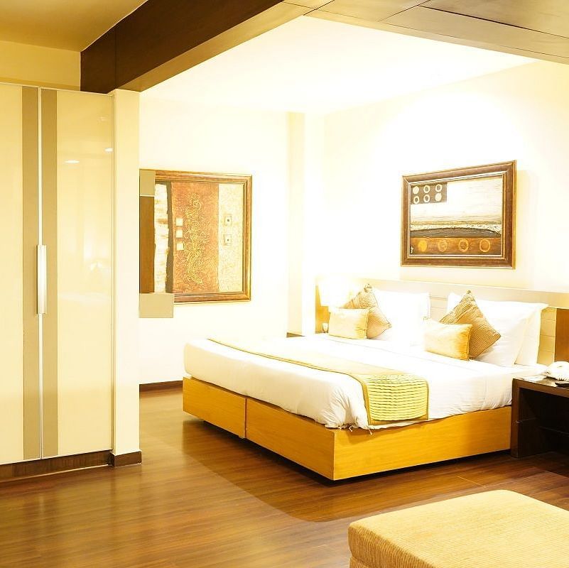 Club Premium Room featuring a bed at Shervani Nehru Place, New Delhi