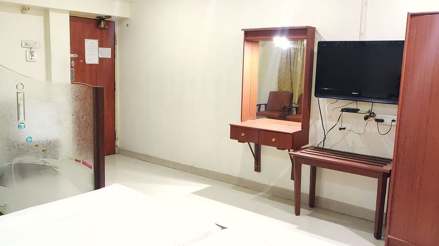 Coffee table/work desk in Executive Room with free Wi-Fi
