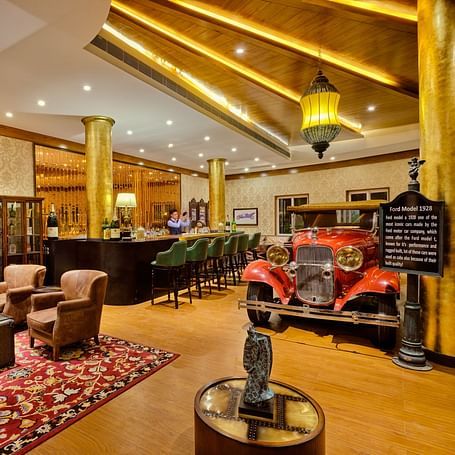 Vintage Bar B