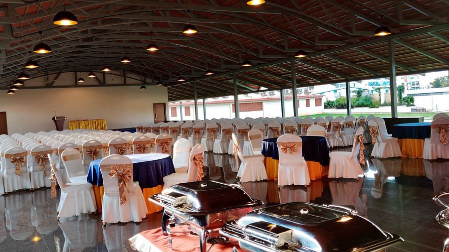 outdoor banquet hall at rk gardenia, surya city