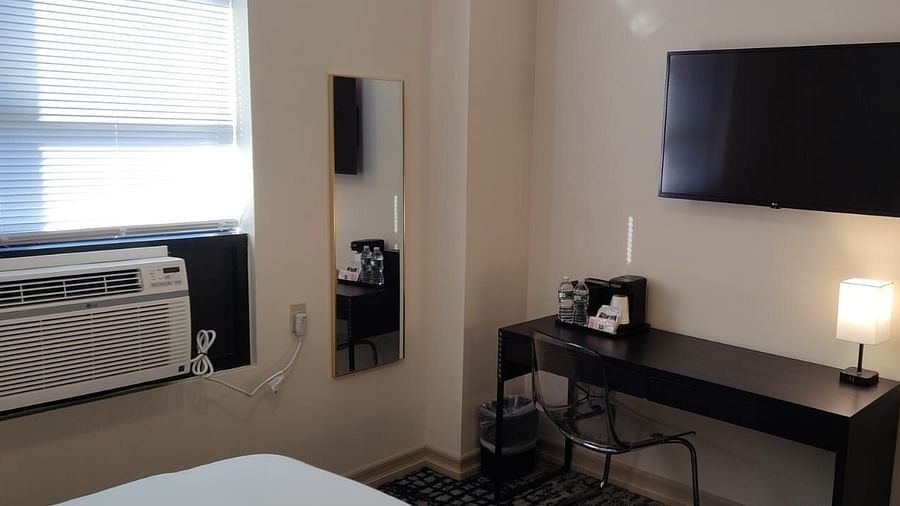 Gold, 1 Full bed -