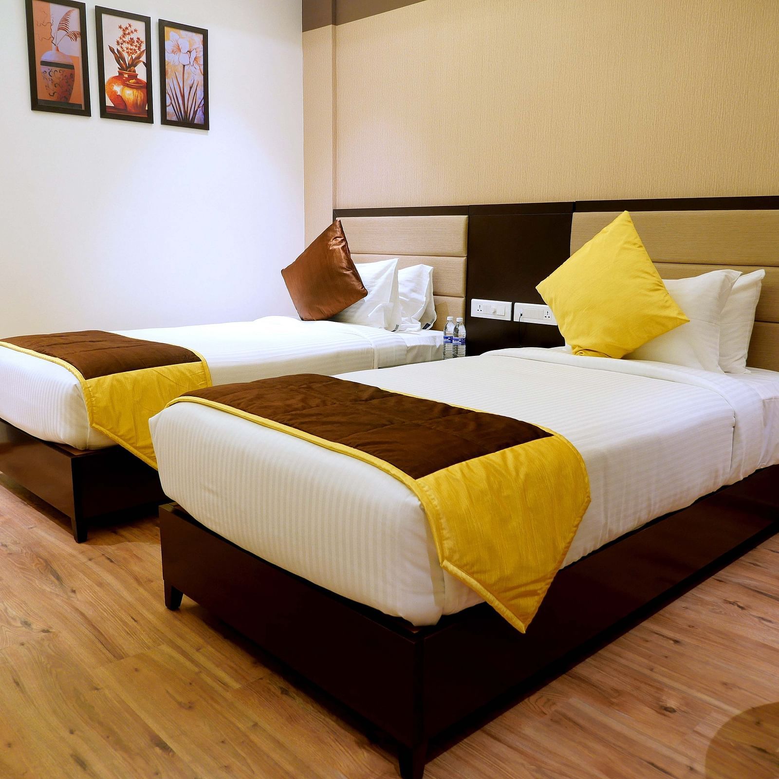 view of twin beds of Premium Twin Room of ASR Parklane, Hosur