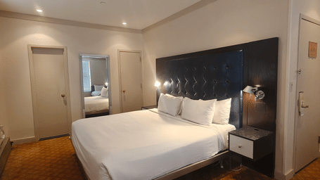 Room 812 BR