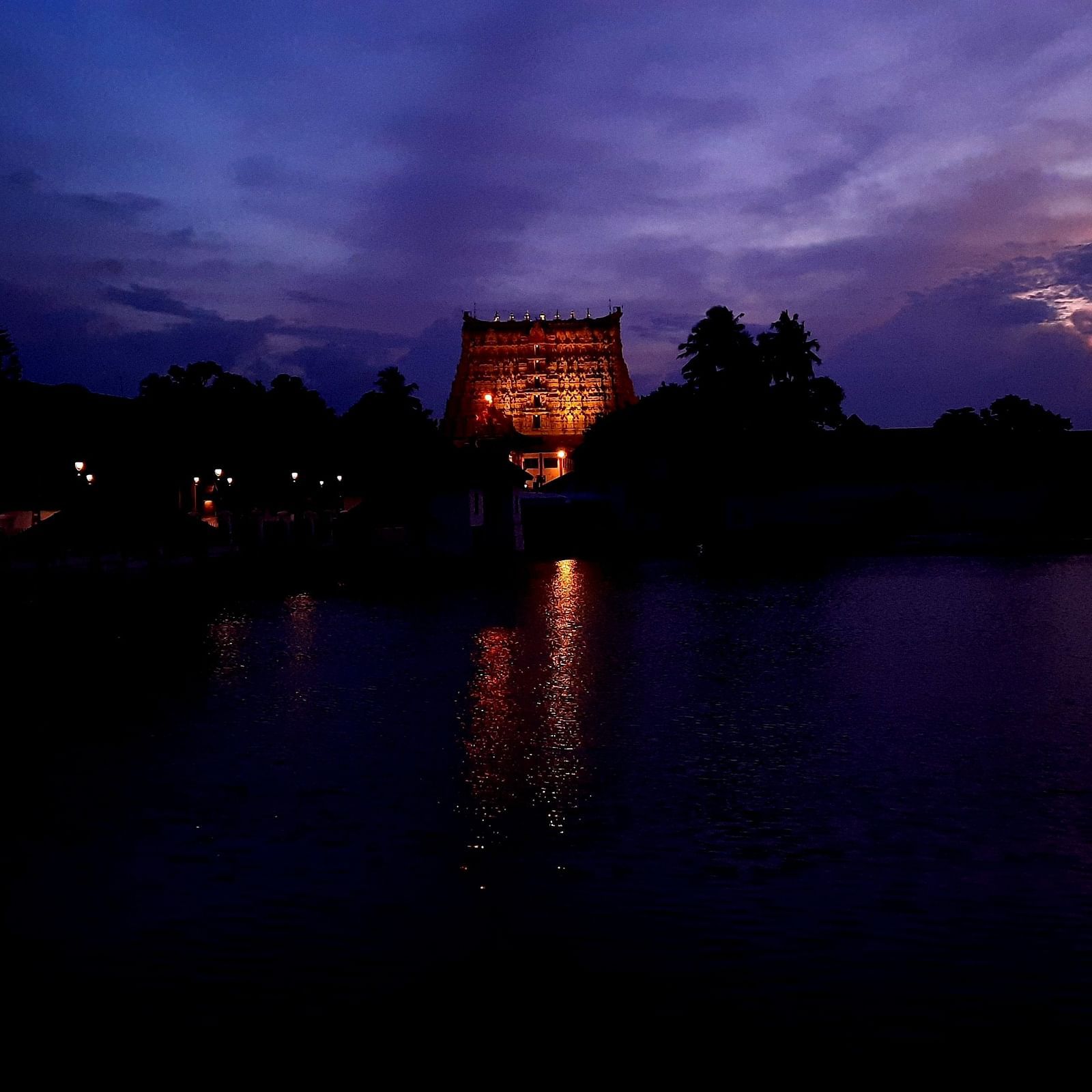 bineeshkumar-s-b-vU-2-3HsN M-unsplash
