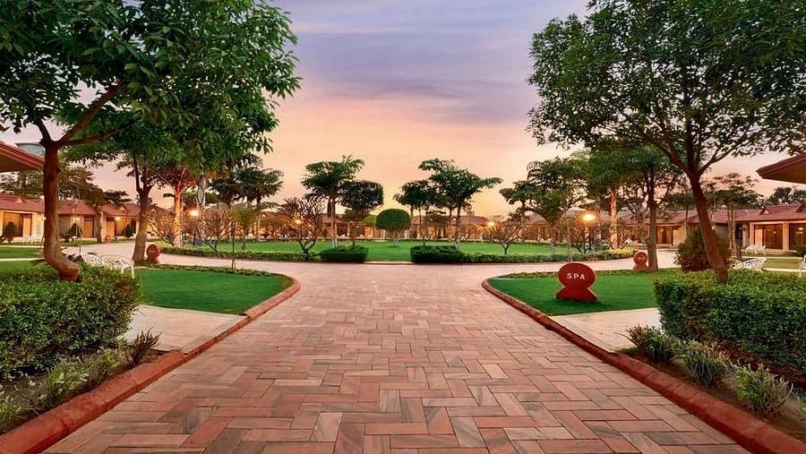 SRBV Discover India