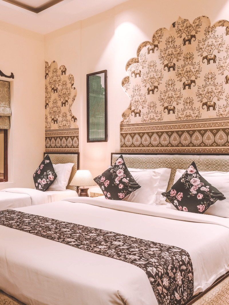 Bed Room (Elegant Room)(1)