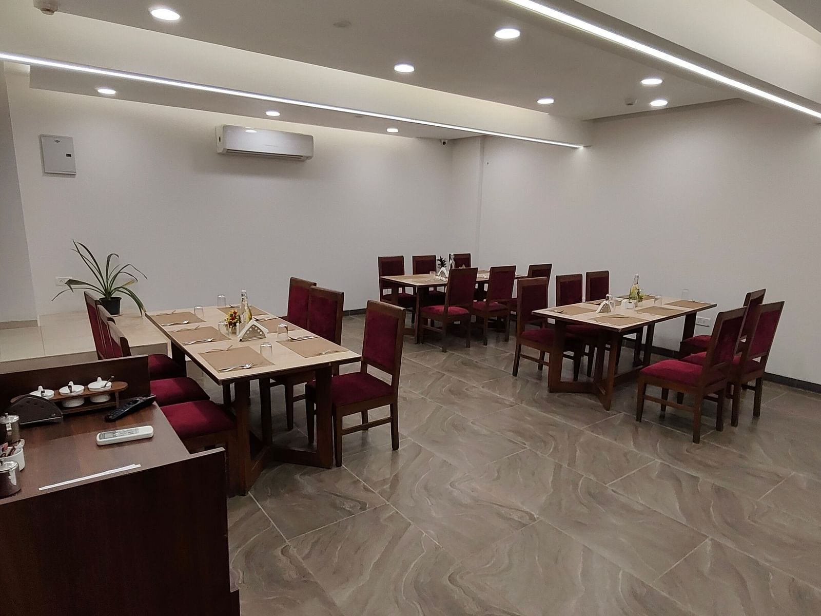 Alternate view of dining area with clean, modern décor