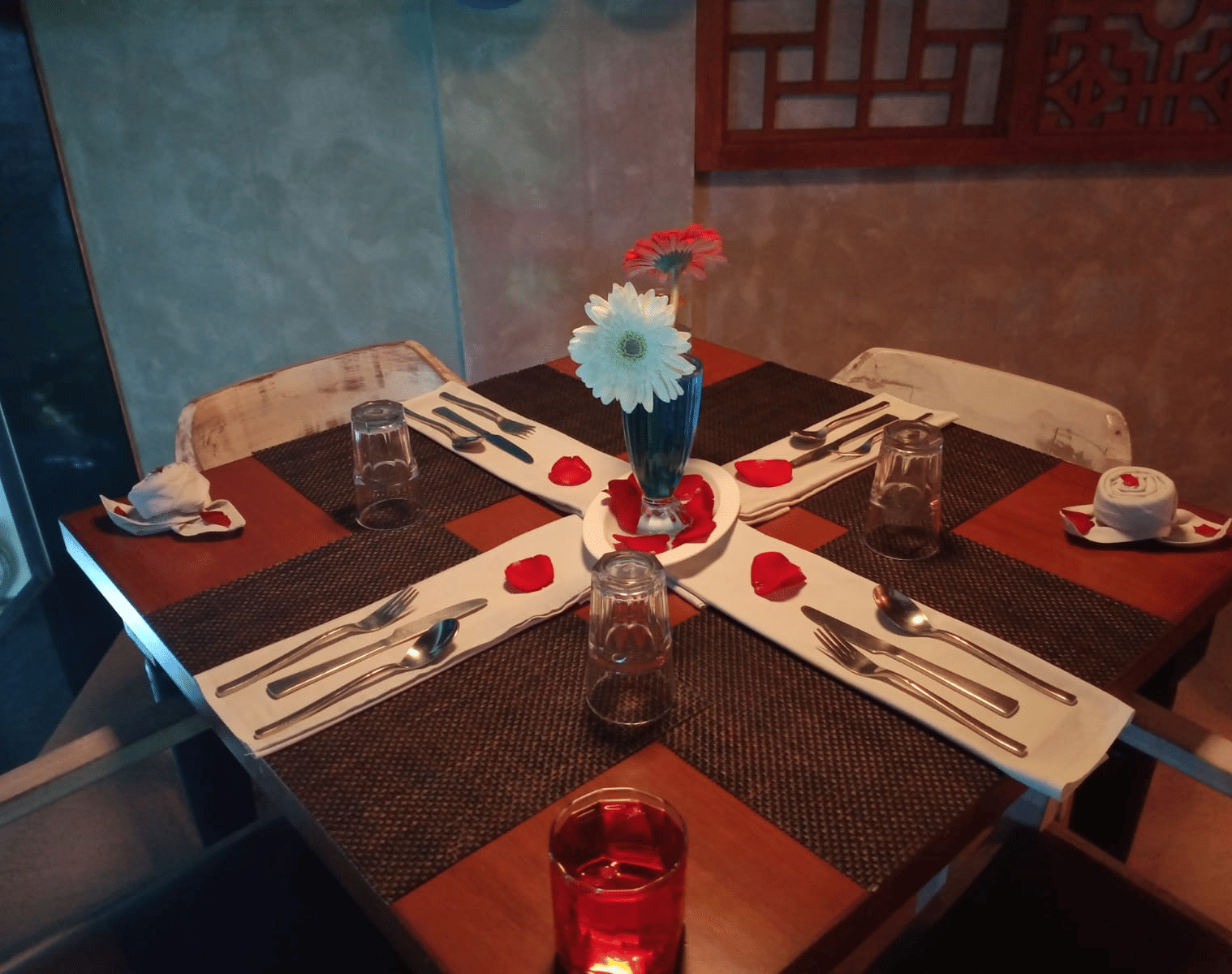 Candle light dinner Decoration (4)