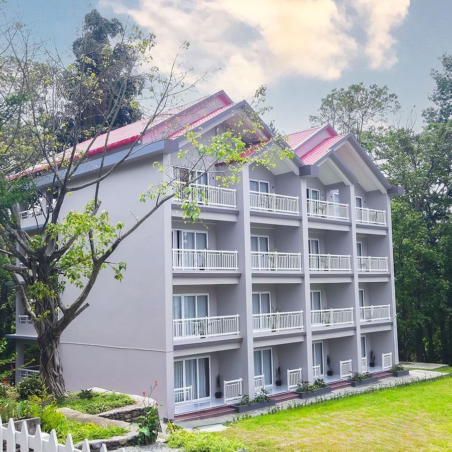 FACADE 02