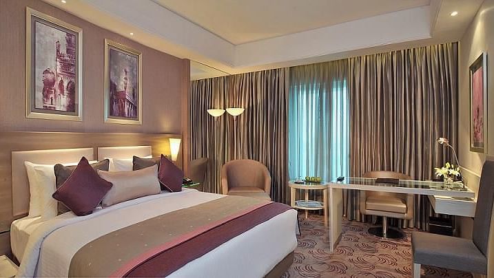 Superior Rooms Radisson Hyderabad Hitech City Hyderabad 7
