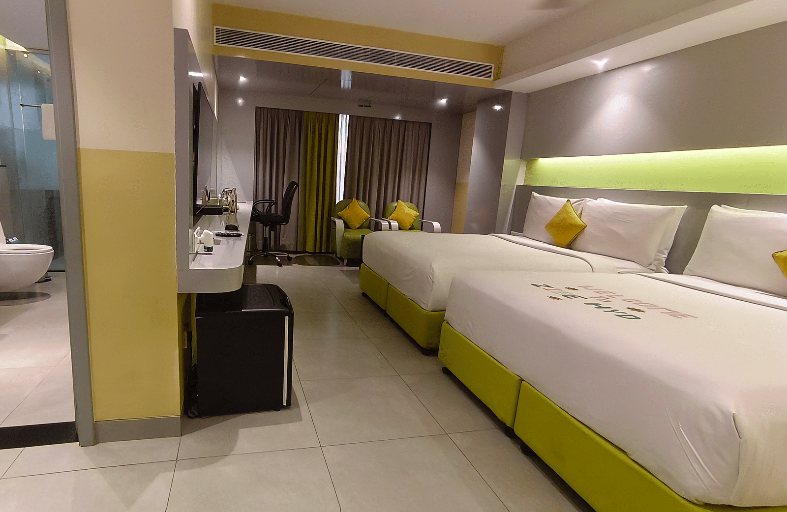 deluxe room 1