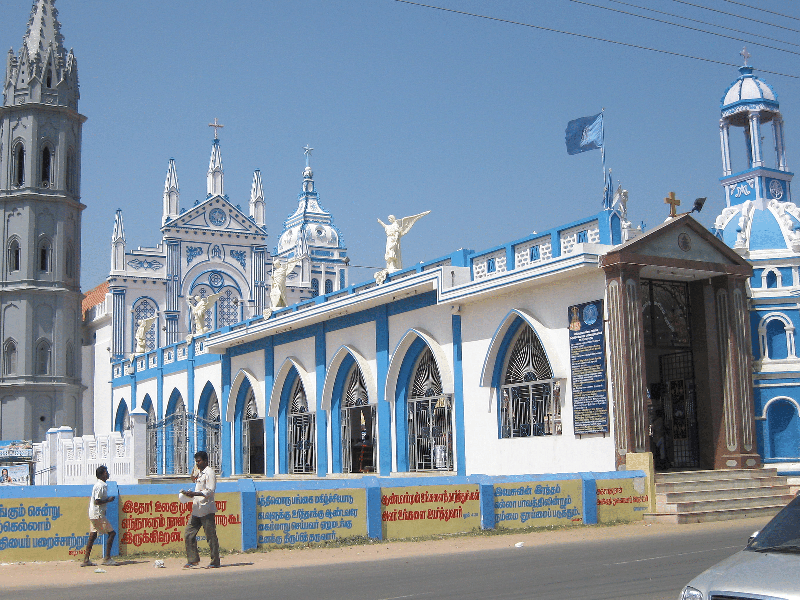 Exterior image of Our lady of snows basilica at Tuticorin 