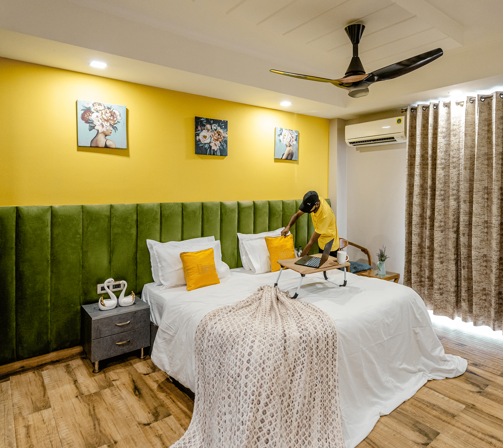 Deluxe Room at Lime Tree Hotel Near Medanta–The Medicity, Gurgaon
