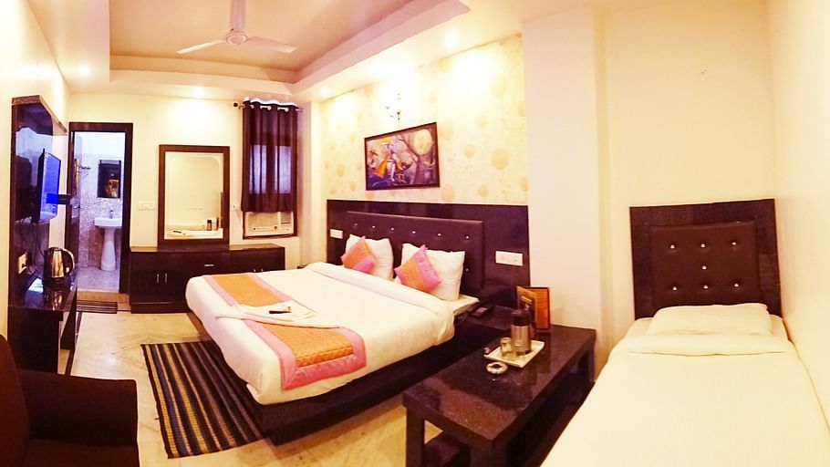 Hotel Noida International, Noida Noida DSC01273