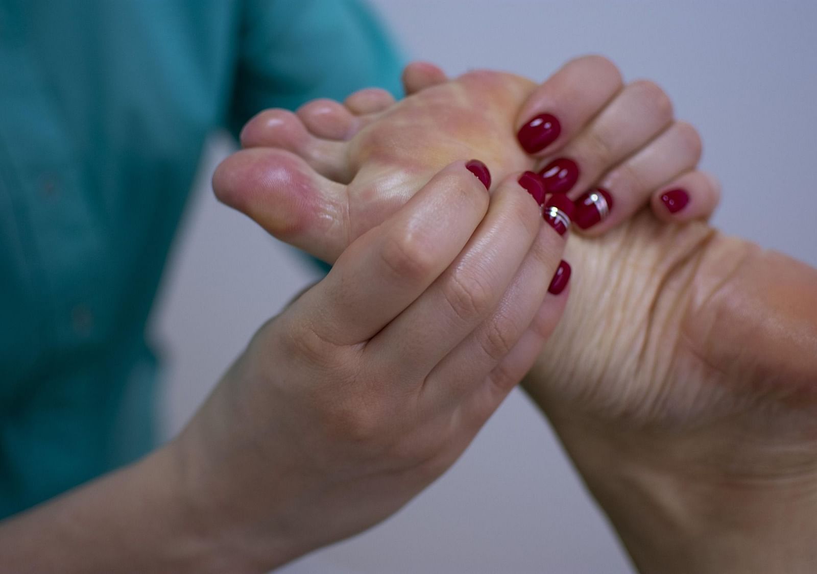 massage-4795385 1920 (1)