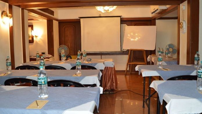 Area 506 Hotel Kohinoor Executive Deccan Gymkhana Pune 1