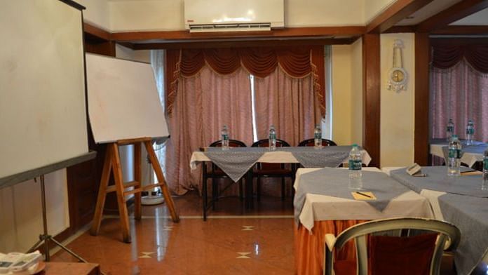 Area 506 Hotel Kohinoor Executive Deccan Gymkhana Pune 3