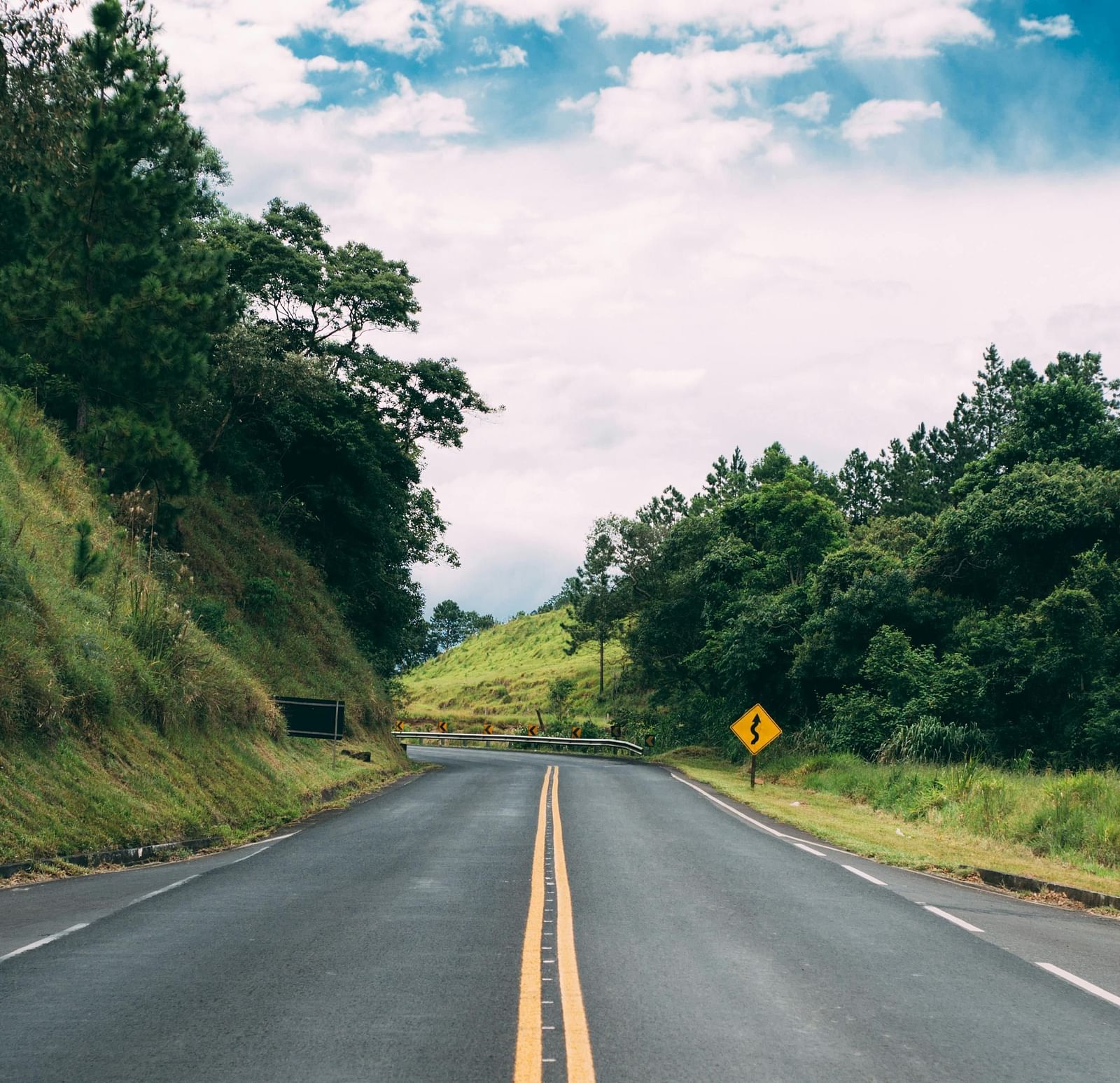 An image of a highway | Ocean Sprays