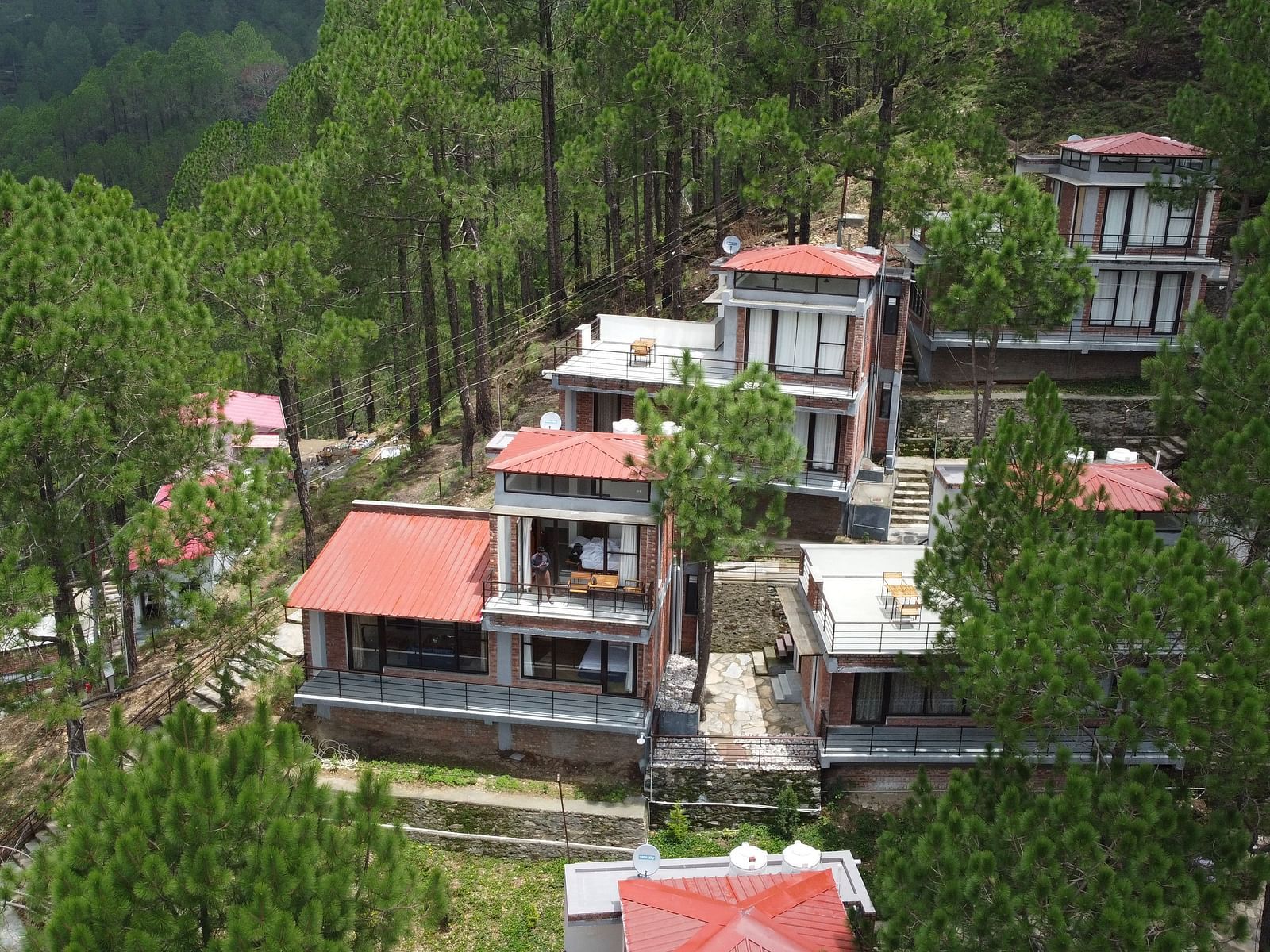 facade image of the BluSalzz Escapade Resort, Lansdowne