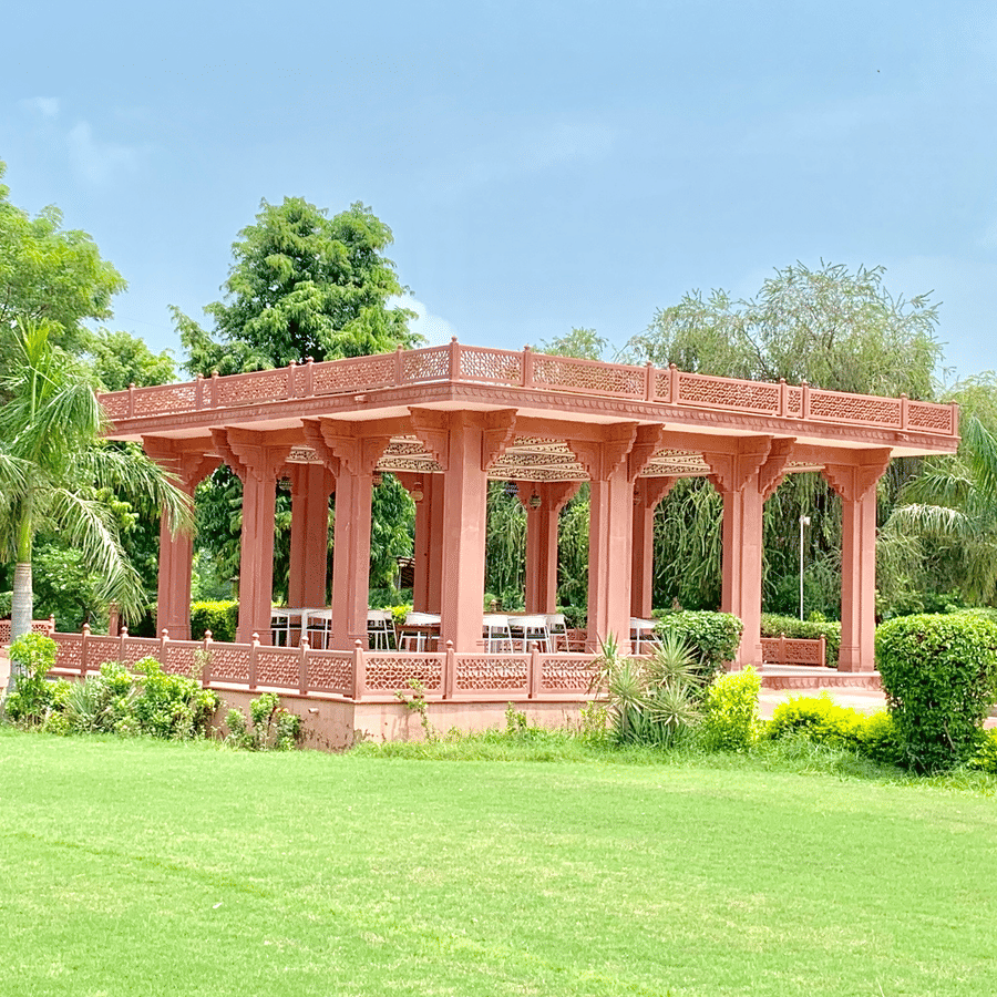 Baradari - Farm Lunch